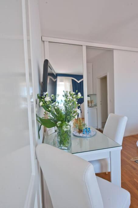 Blue Studio Apartment Next To The Beach Dubrovnik Exteriör bild