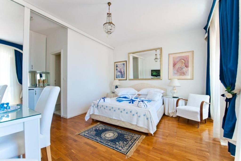 Blue Studio Apartment Next To The Beach Dubrovnik Exteriör bild